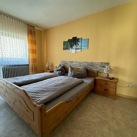 Zur Goldenen Krone Guest house Stadtallendorf
