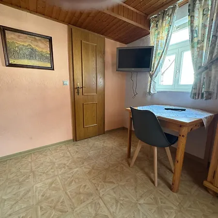 Zur Goldenen Krone Guest house Stadtallendorf